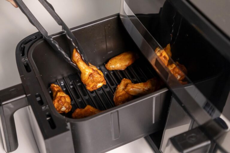 Jak łatwo umyć szufladę Air Fryer
